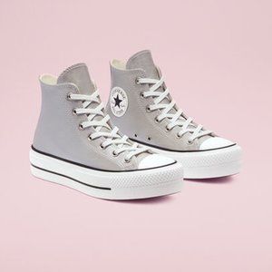 NIB Metallic Platform Chuck Taylor – Women's 10